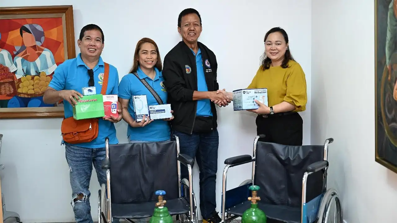 PCSO TURNS OVER MEDICAL DEVICES TO BRGY. SAN PASCUAL, OBANDO, BULACAN