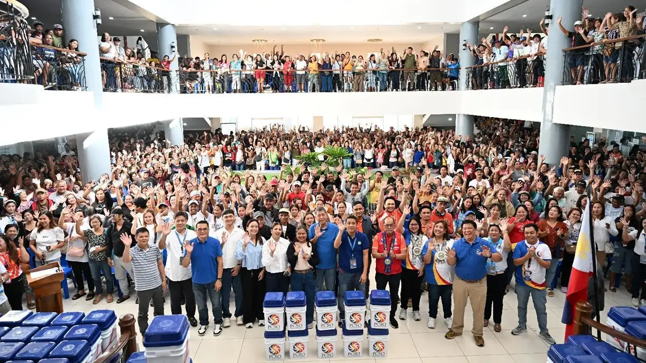 PCSO EXTENDS RELIEF AID TO 2,000 TAYABASIN