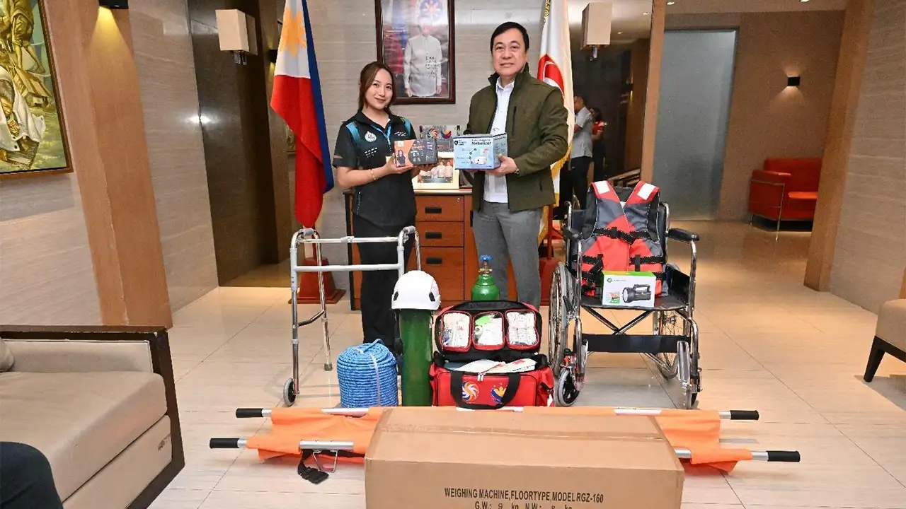 PCSO PROVIDES LIFE-SAVING EQUIPMENT TO BRGY. 503 IN SAMPALOC, MANILA