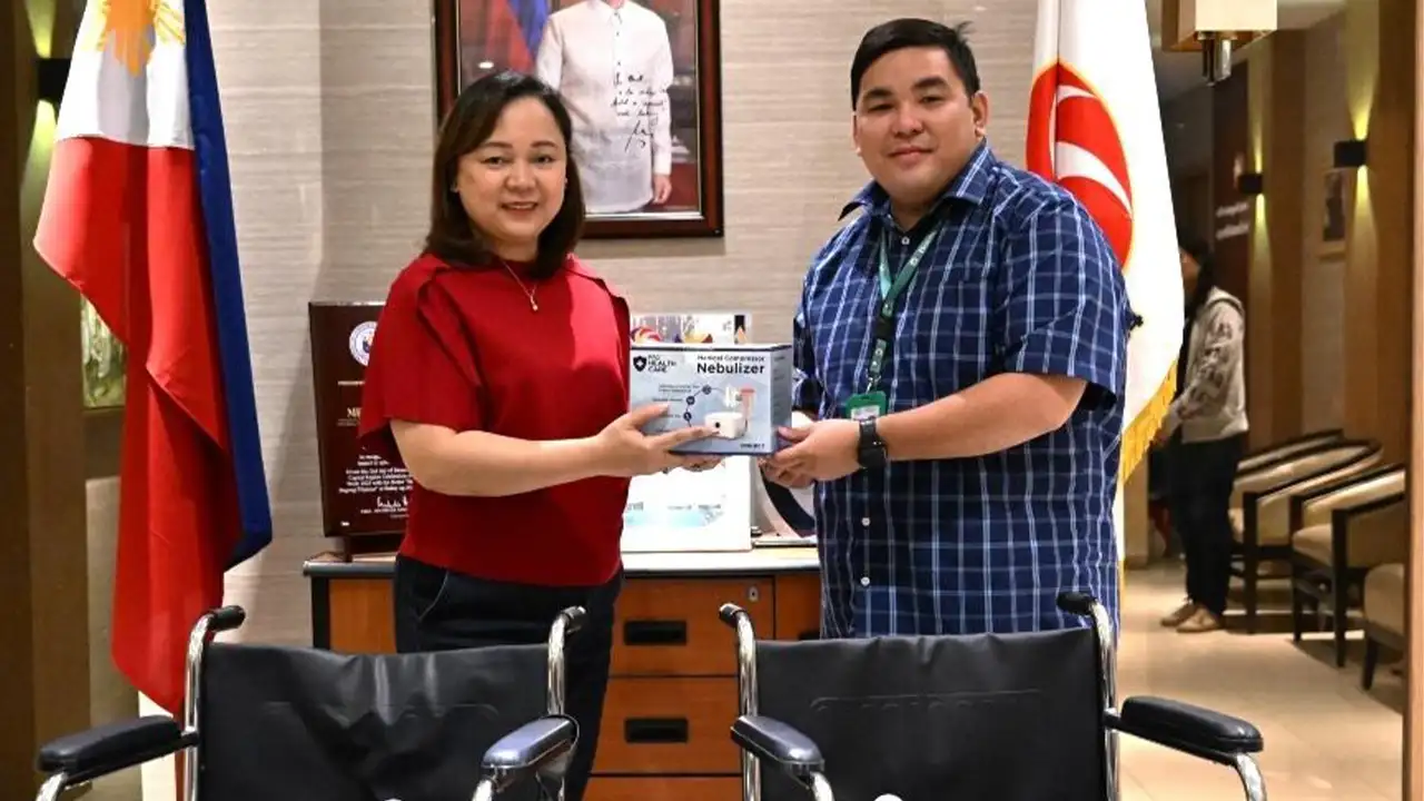 PCSO TURNS OVER MEDICAL EQUIPMENT TO STA. ROSA, LAGUNA’S LONE DISTRICT