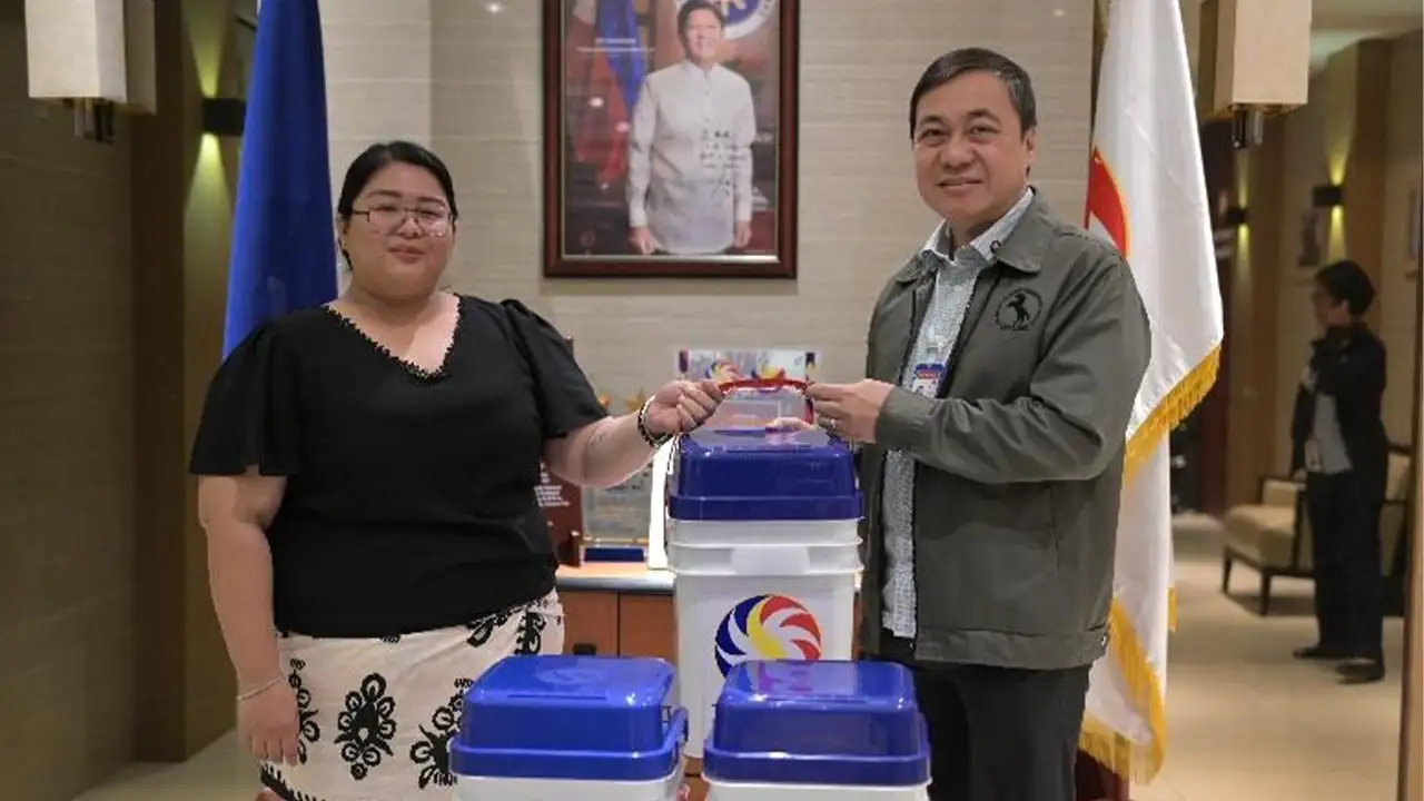 PCSO TURNS OVER 500 CHARITIMBA TO SANTA FE, ROMBLON