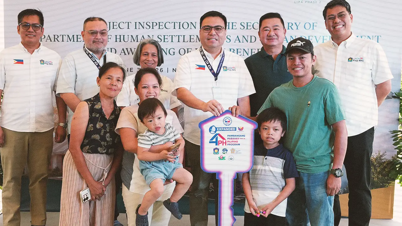 DHSUD, PAG-IBIG FUND TURN OVER LIPA HOUSE-AND-LOT UNITS UNDER MARCOS’ EXPANDED 4PH