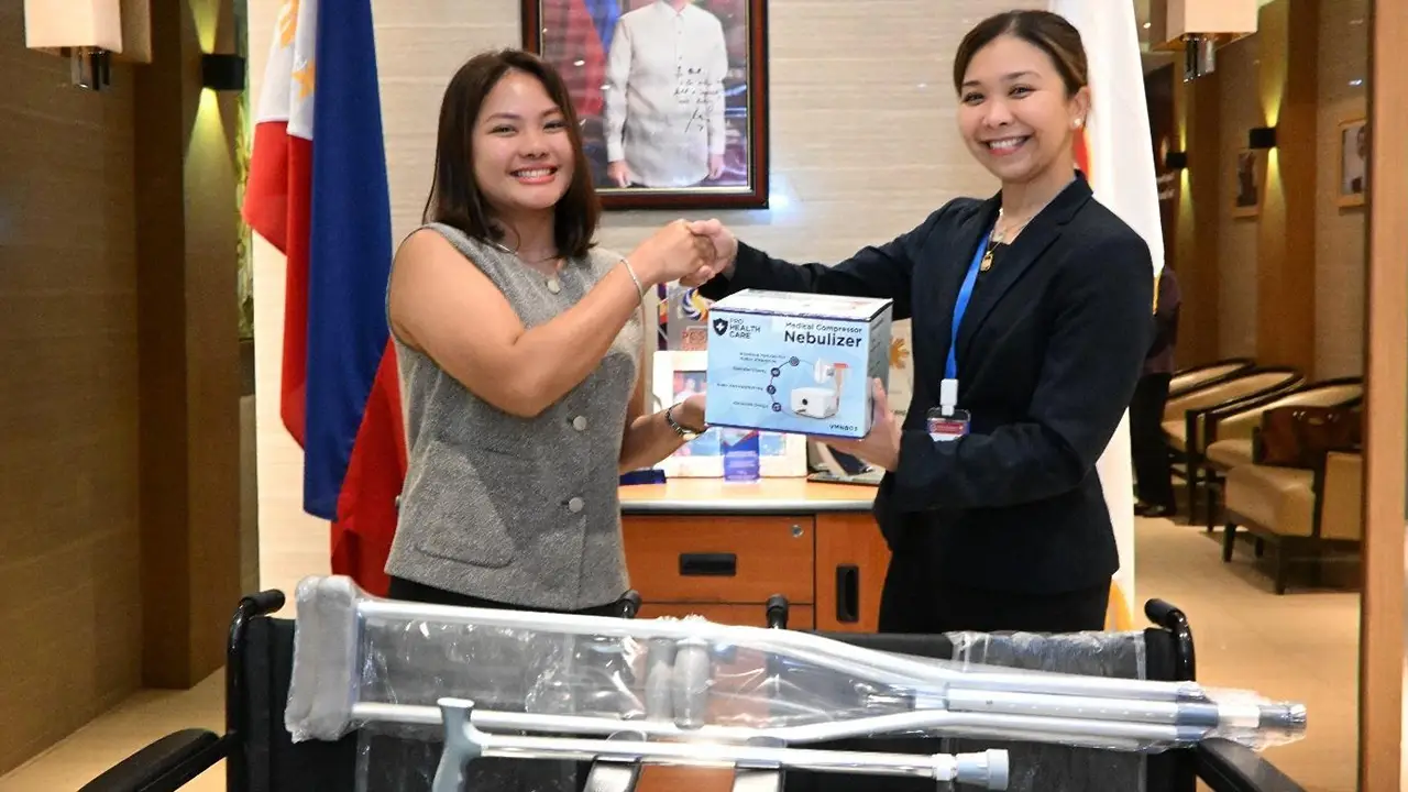 PCSO STRENGTHENS HEALTHCARE SUPPORT THROUGH DONATION OF MOBILITY AIDS, NEBULIZERS TO SORSOGON