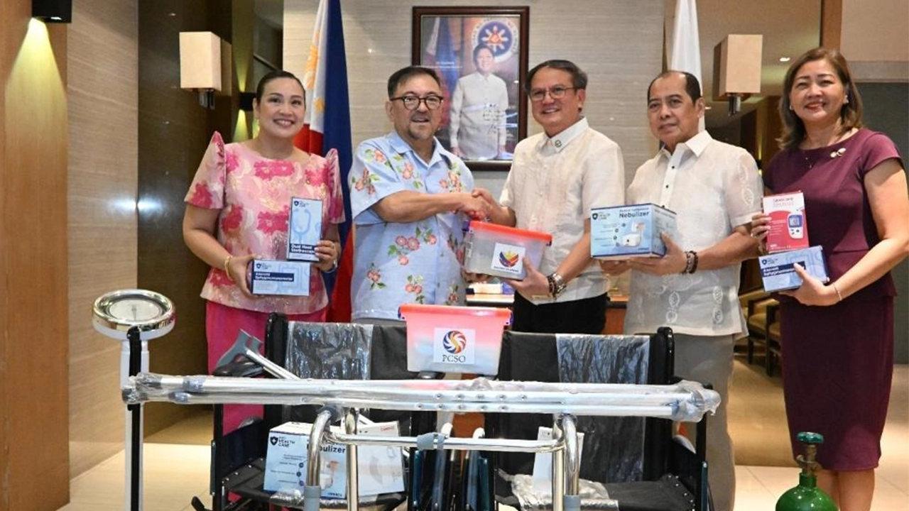 PCSO PROVIDES MEDICAL EQUIPMENT, HYGIENE KITS TO PILA, LAGUNA